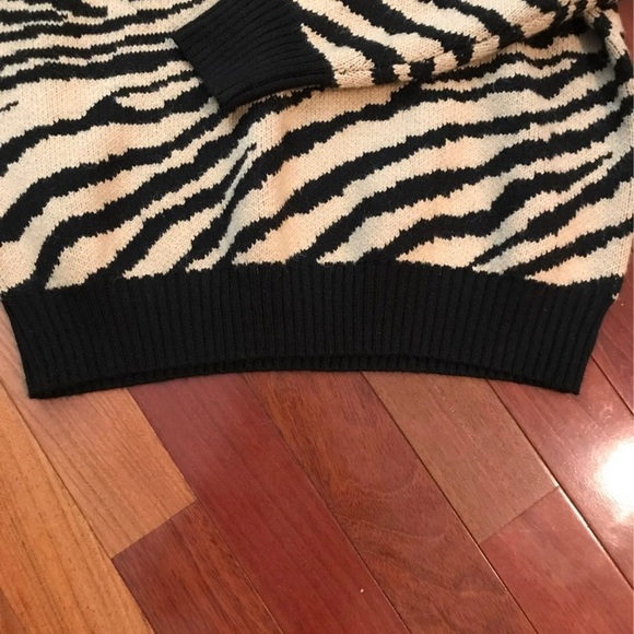 sanctuary brand sweater new with tags - Picture 4 of 8